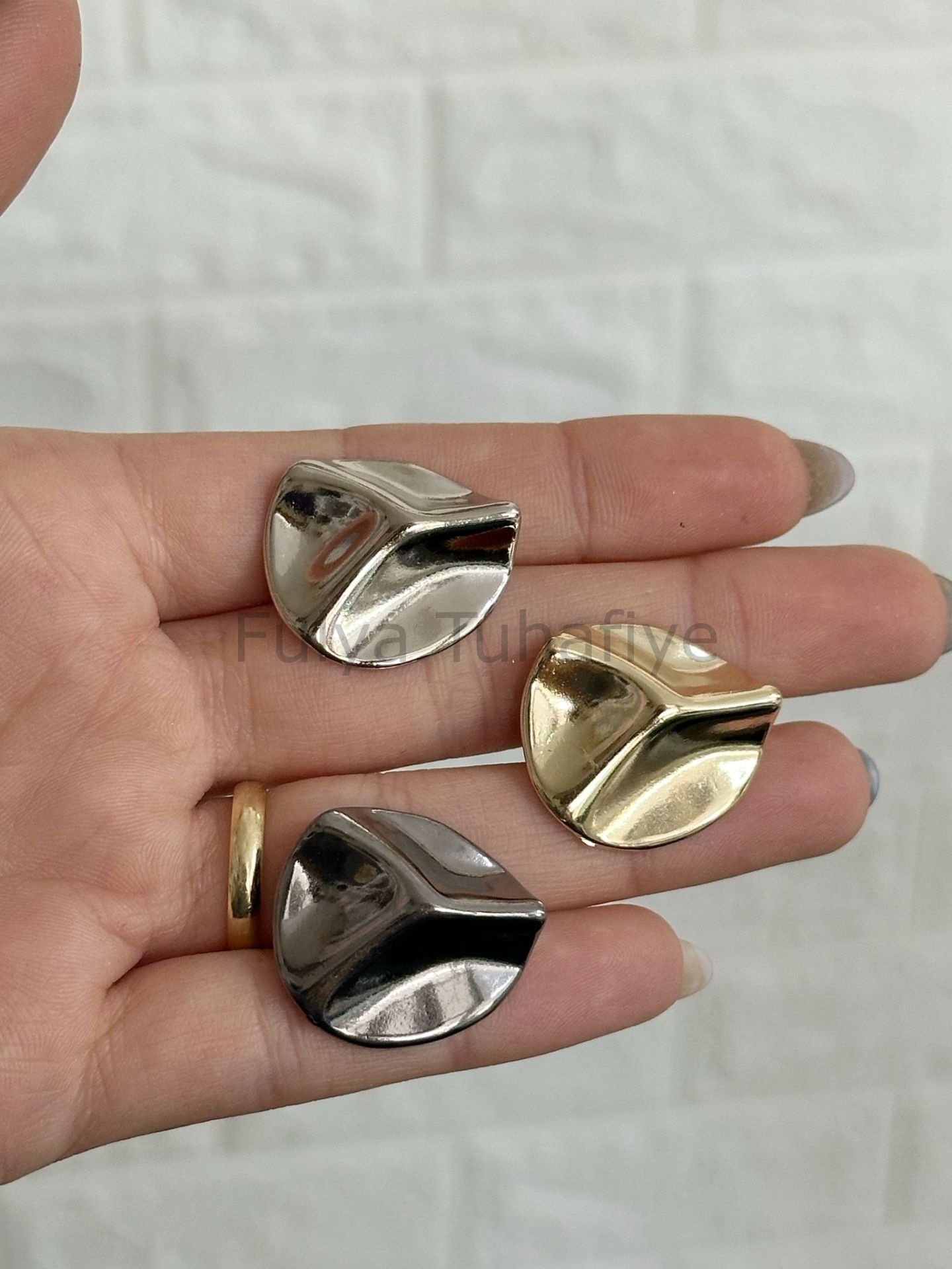 Zara Model 3 Düğme 2.5 cm