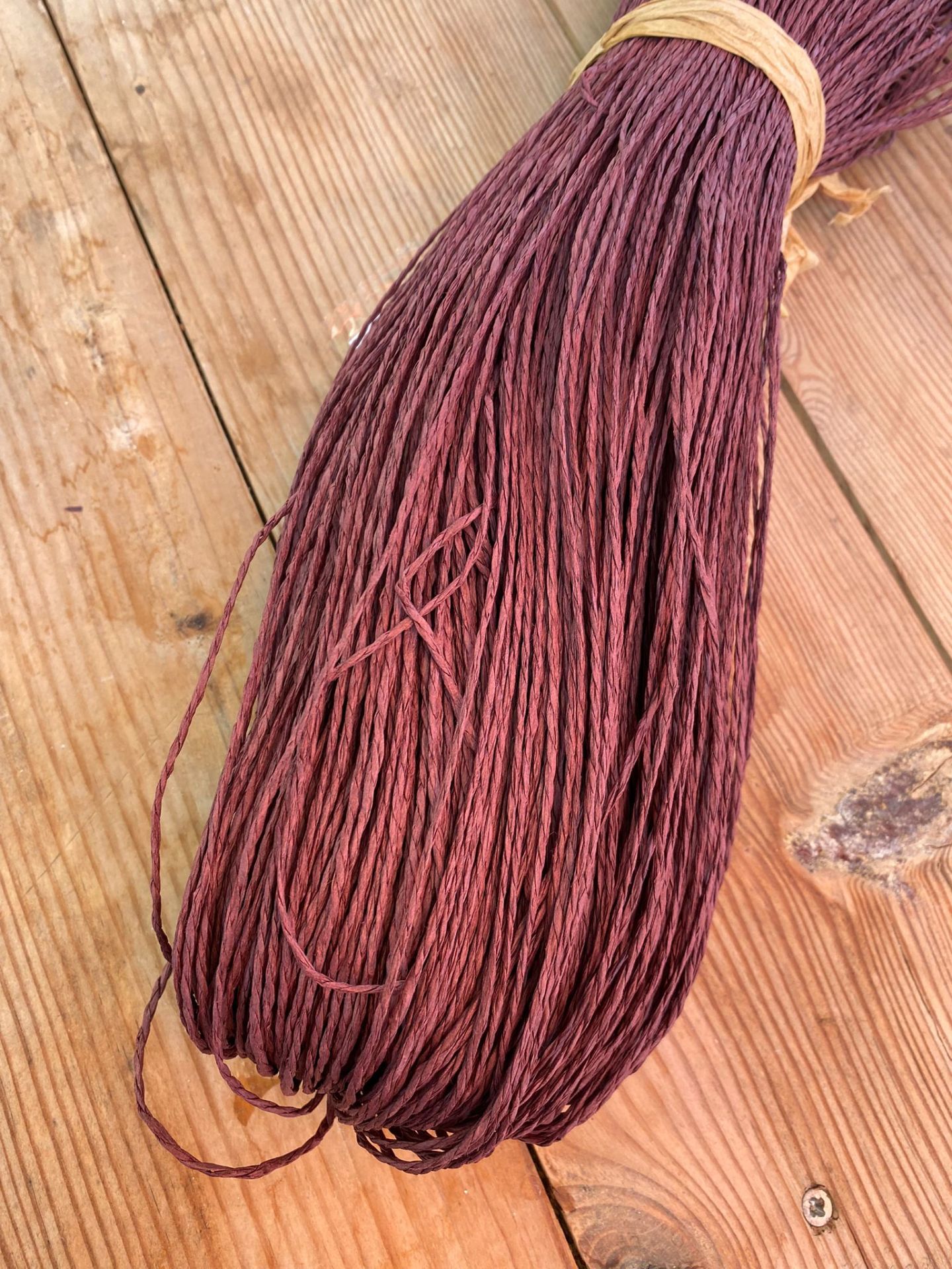 Koyu Mürdüm Kağıt İplik (gram seçenekli)