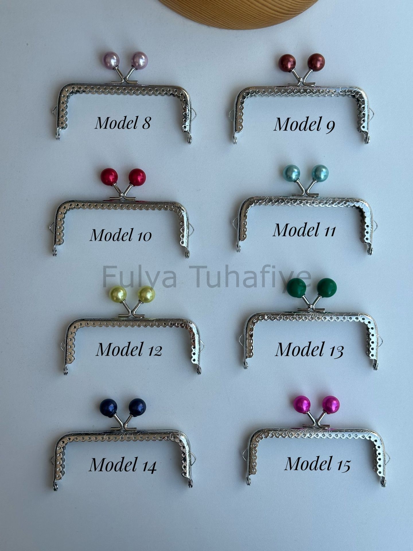 İnci Tokalı Kare Cüzdan Klipsi