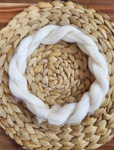 Beyaz Yün Keçe 60 cm