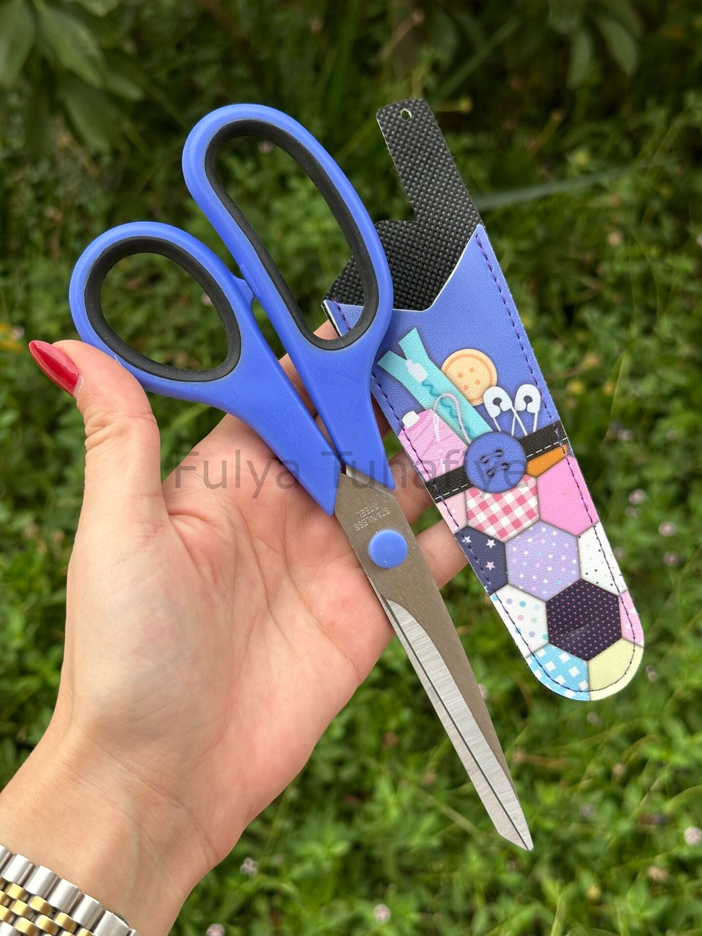 Kılıflı Terzi Makas