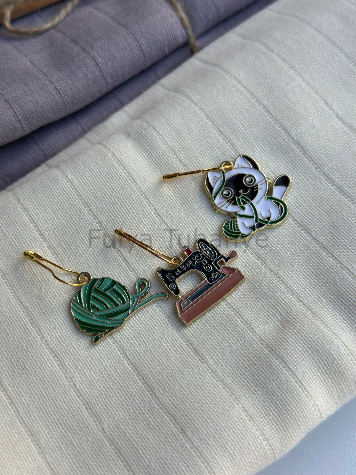 İlmek Yer Belirleyici Kedi Konsept