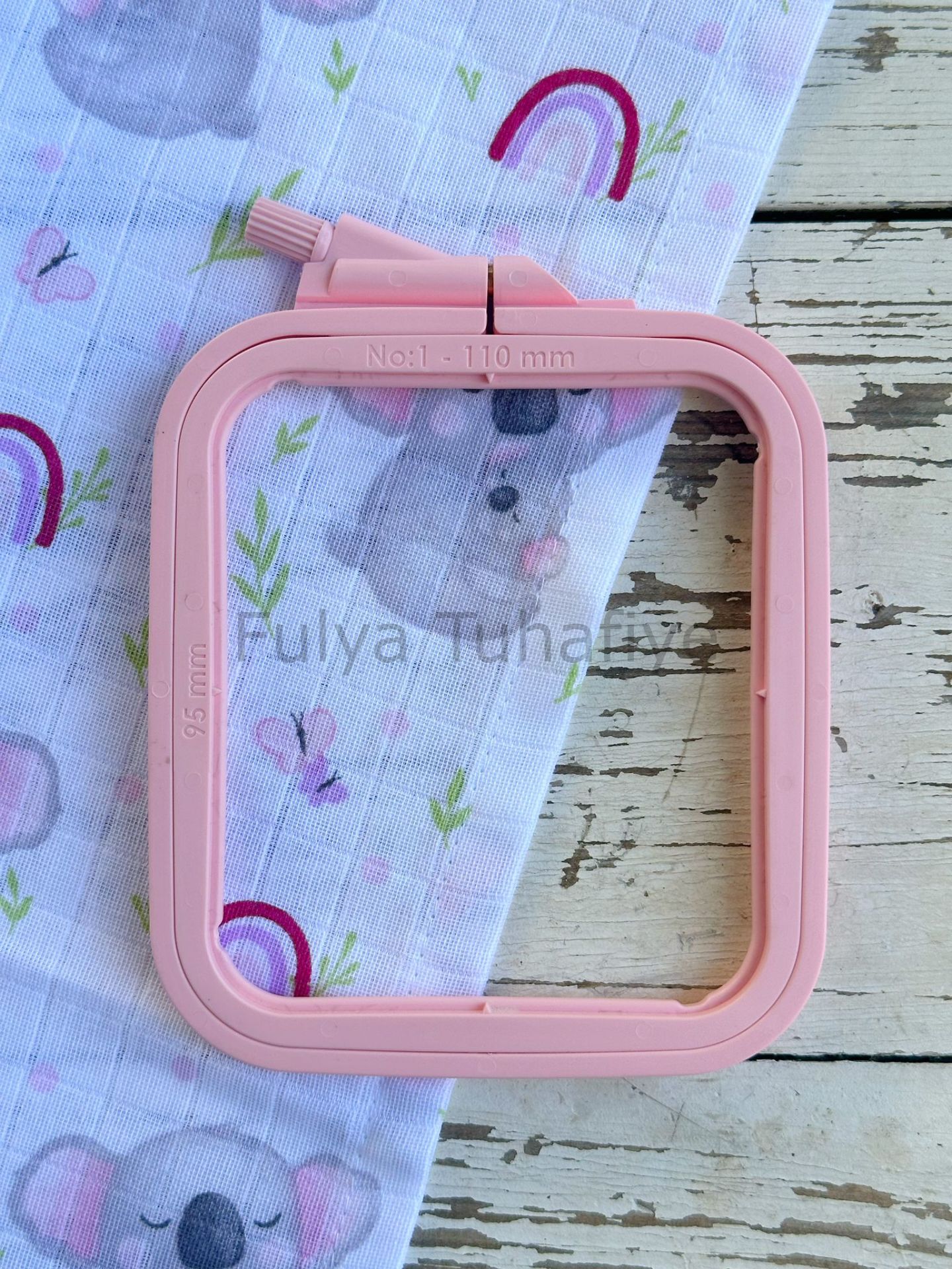 Nurge Plastik Pembe Kare Kasnak