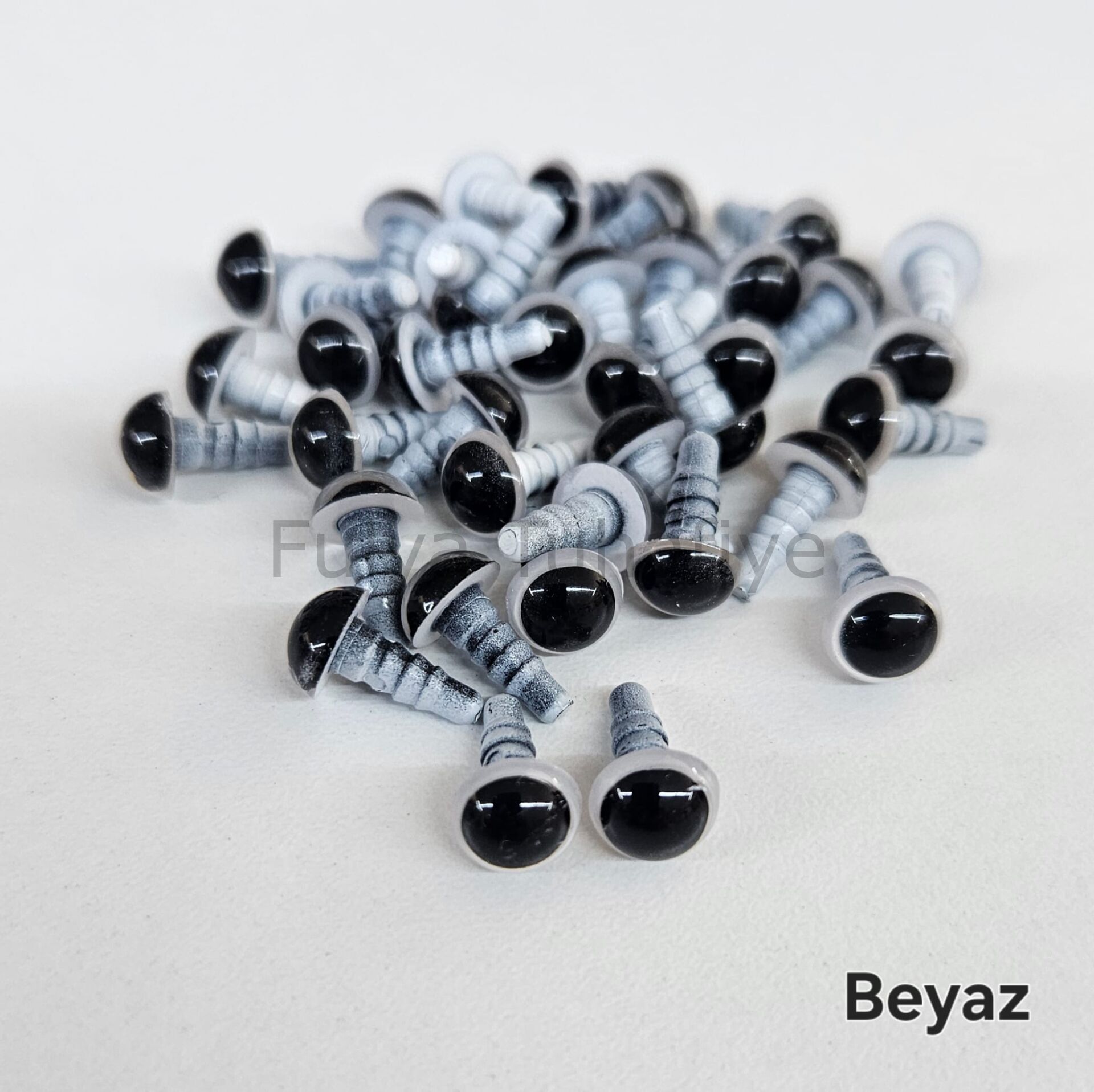 8 mm Renkli İthal Amigurumi Gözler Beyaz