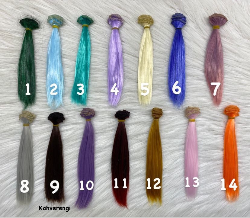 Sentetik Düz Saçlar