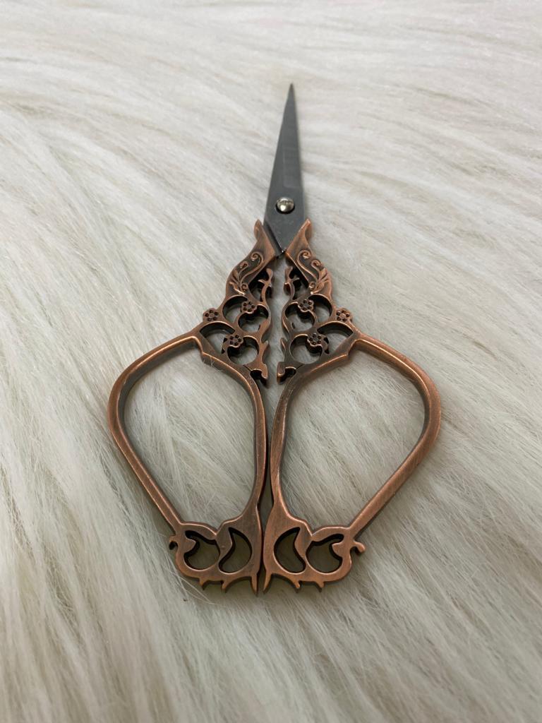 Lady Makas Rose Gold