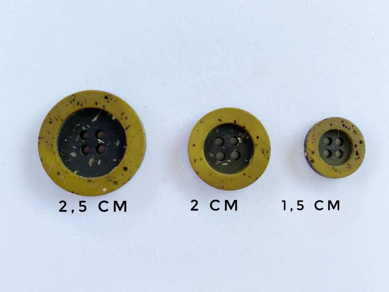 Taş Eskitme Düğme (2.5 cm) Haki