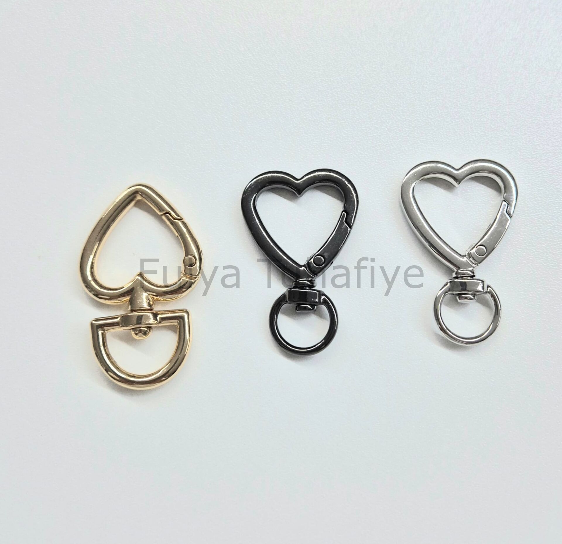 Yaylı Kalpli Çanta Kenar Halkası