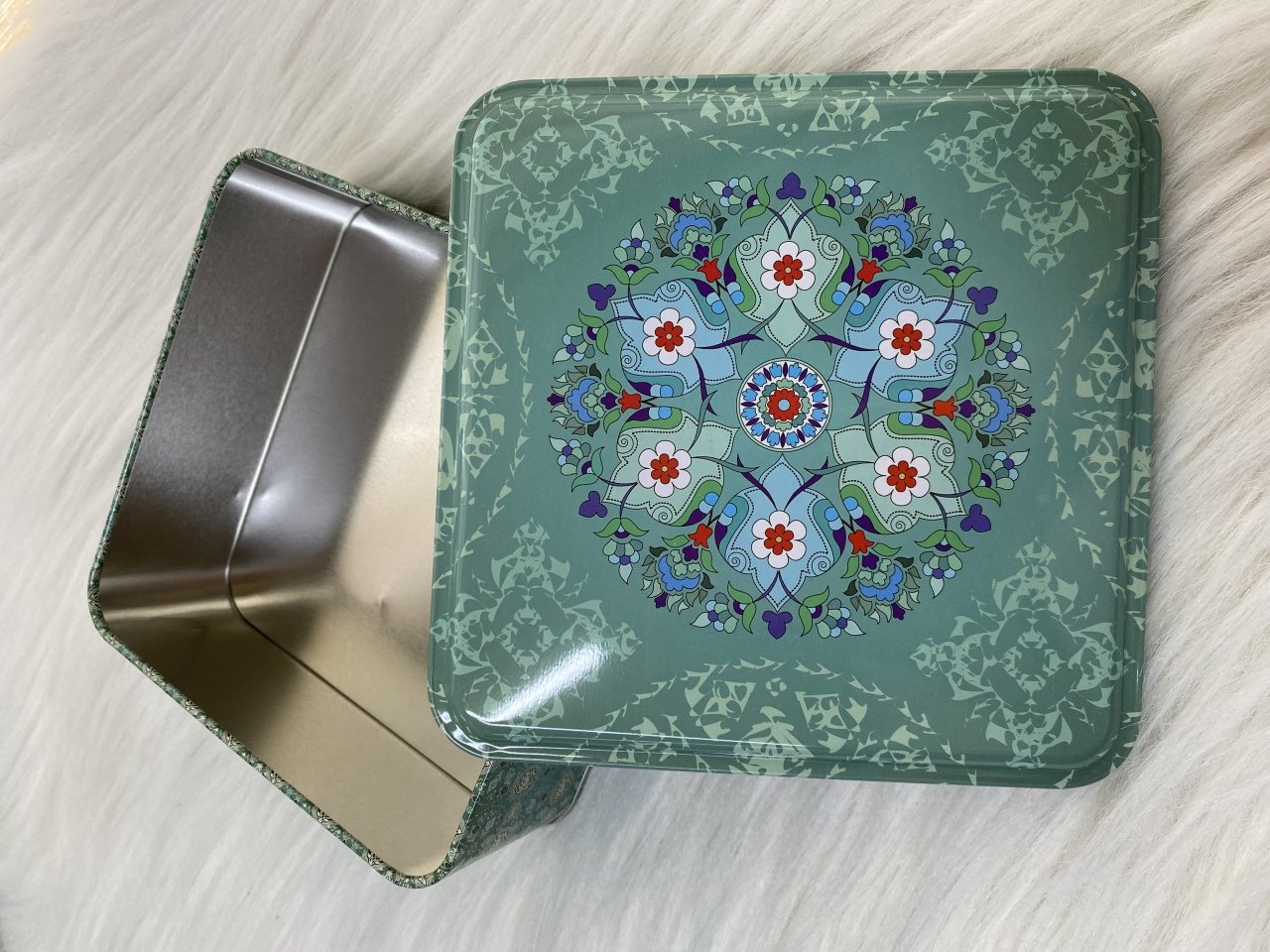 Metal Hobi Kutusu Etnik Desen