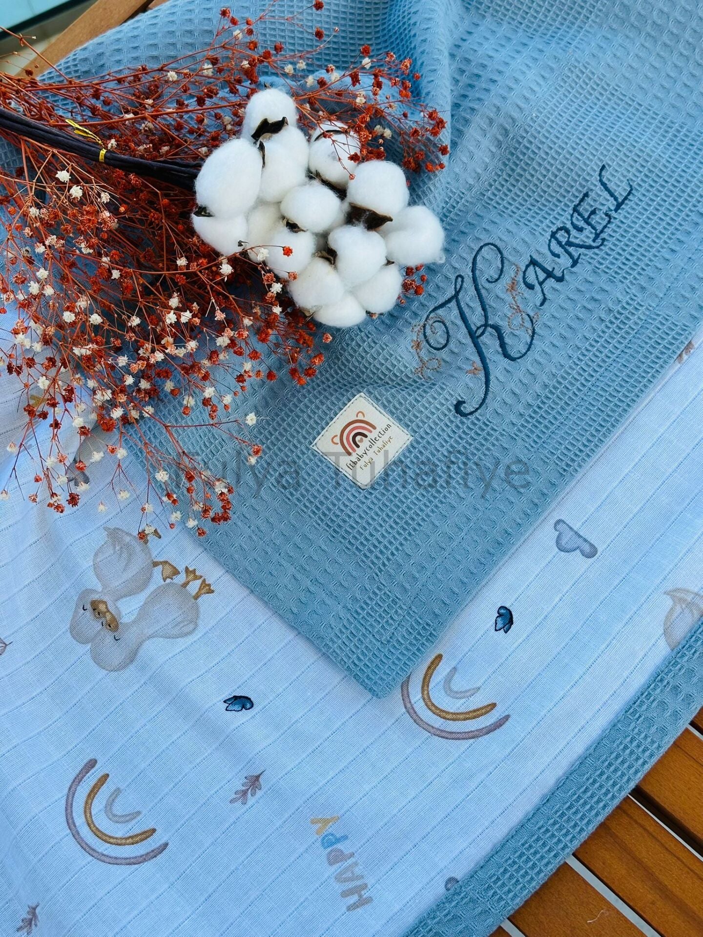 Çift Taraflı Kişiye Özel Isim Nakışlı Waffle Pike & Müslin Bebek Battaniyesi 90X100 CM Bej Ördek