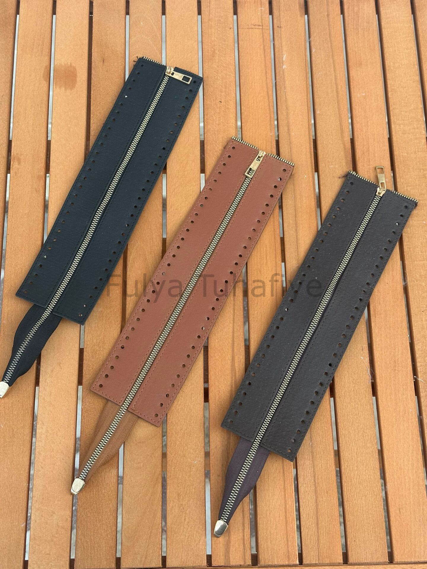 Dikilebilir Deri Fermuar