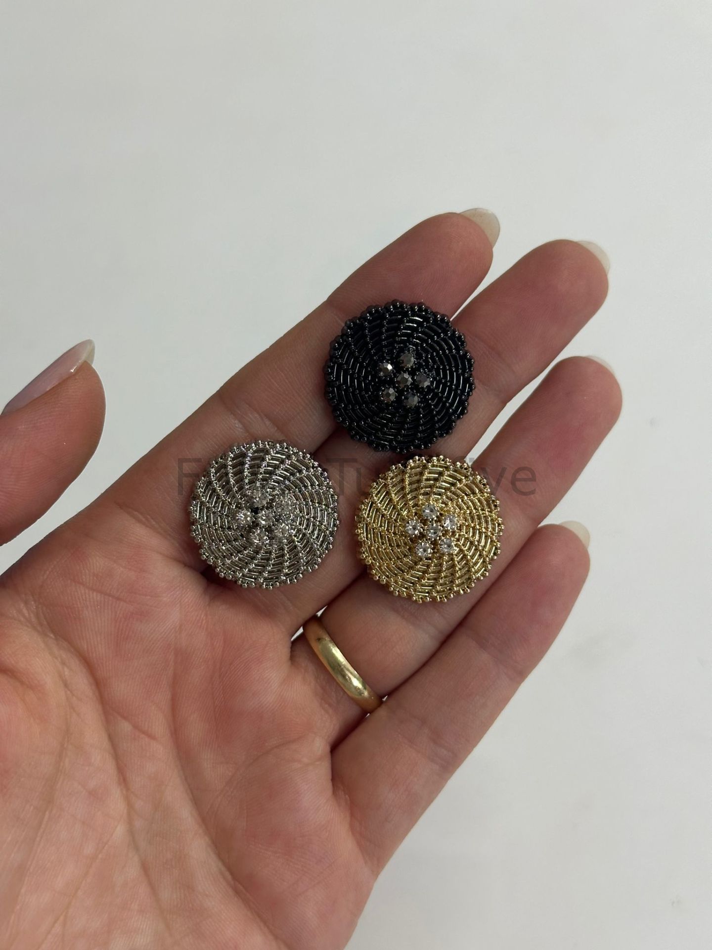 Ortası Taşlı Metal Düğme 2.5 cm