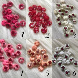 Çiçek Figürlü Bebe Düğme