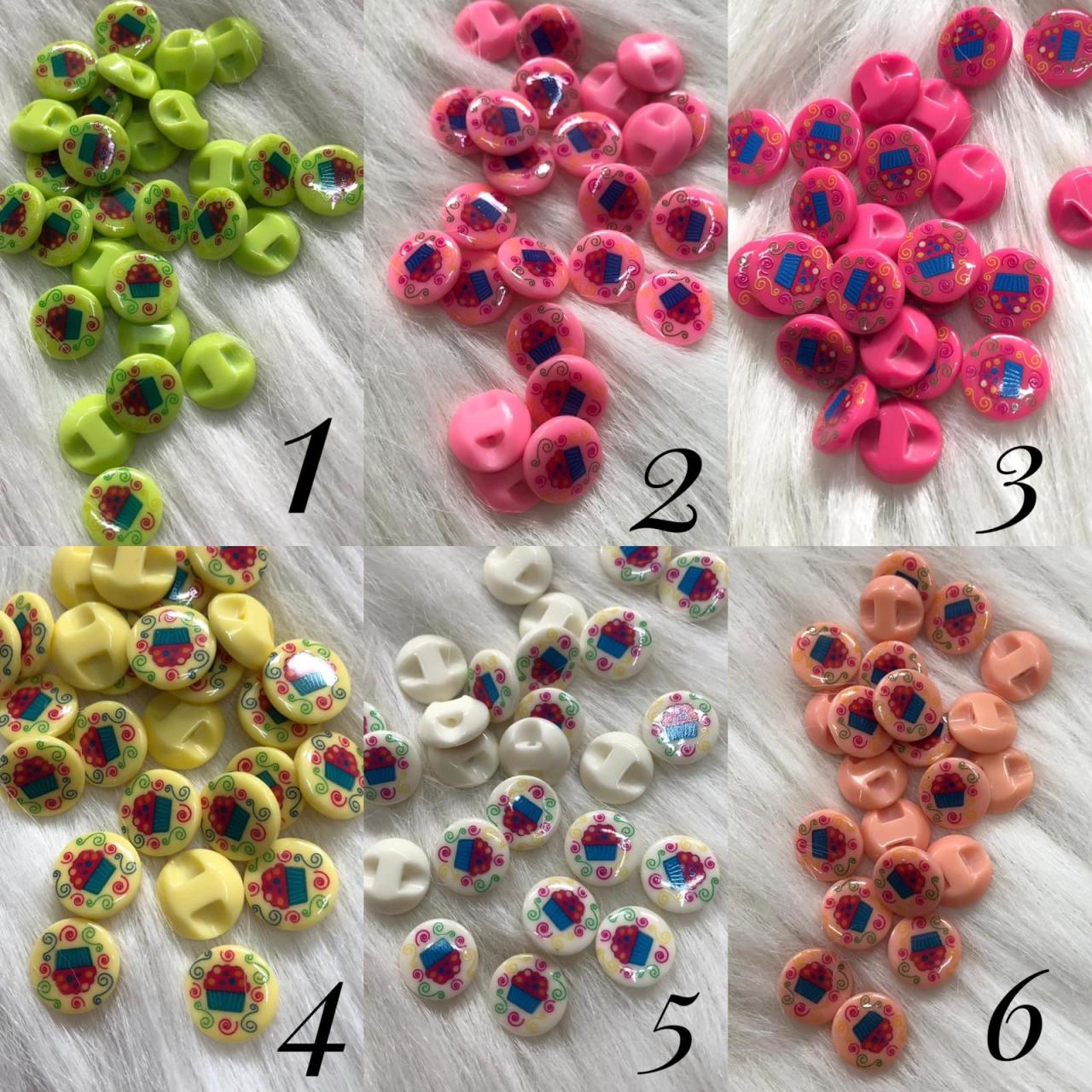 Cupcake Desenli Bebe Düğme