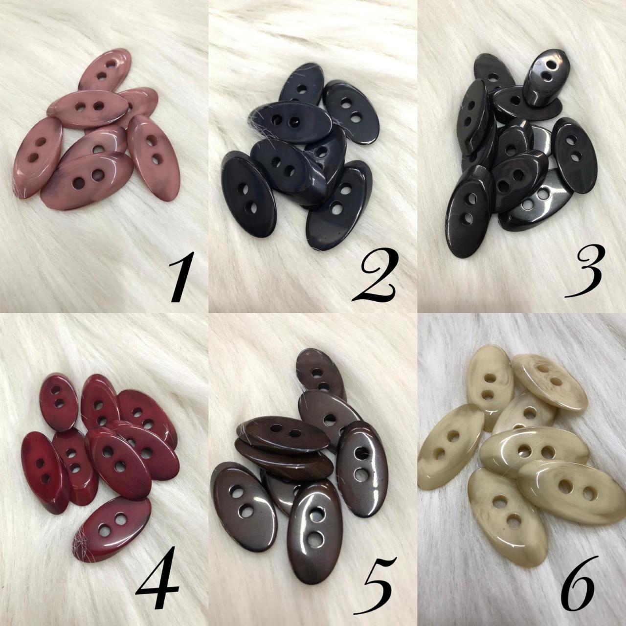 Elips Şekilli Büyük Yelek Kazak Düğme