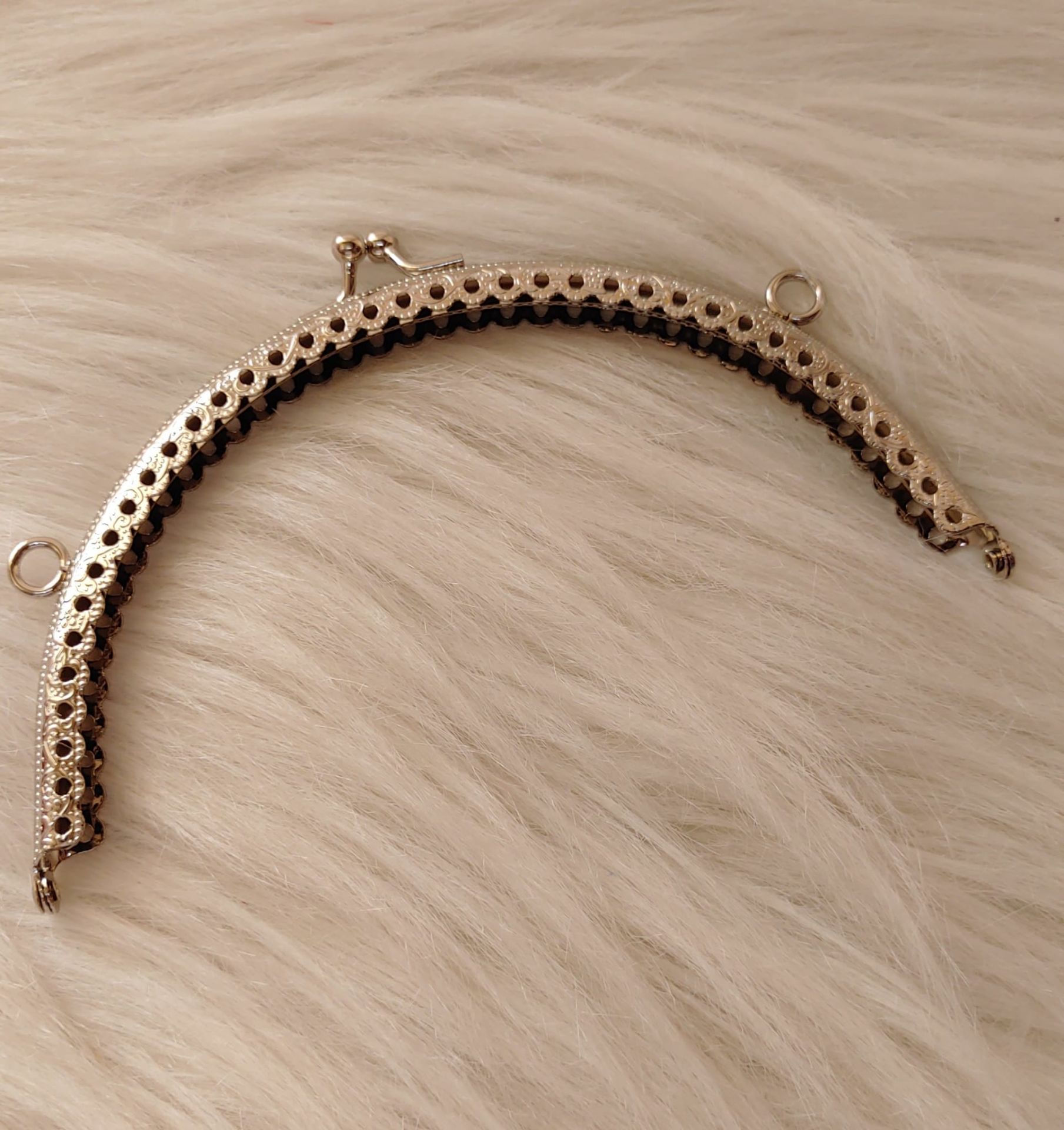 Çanta Ve Cüzdan Klipsi Oval modeller 16 cm gümüş renk