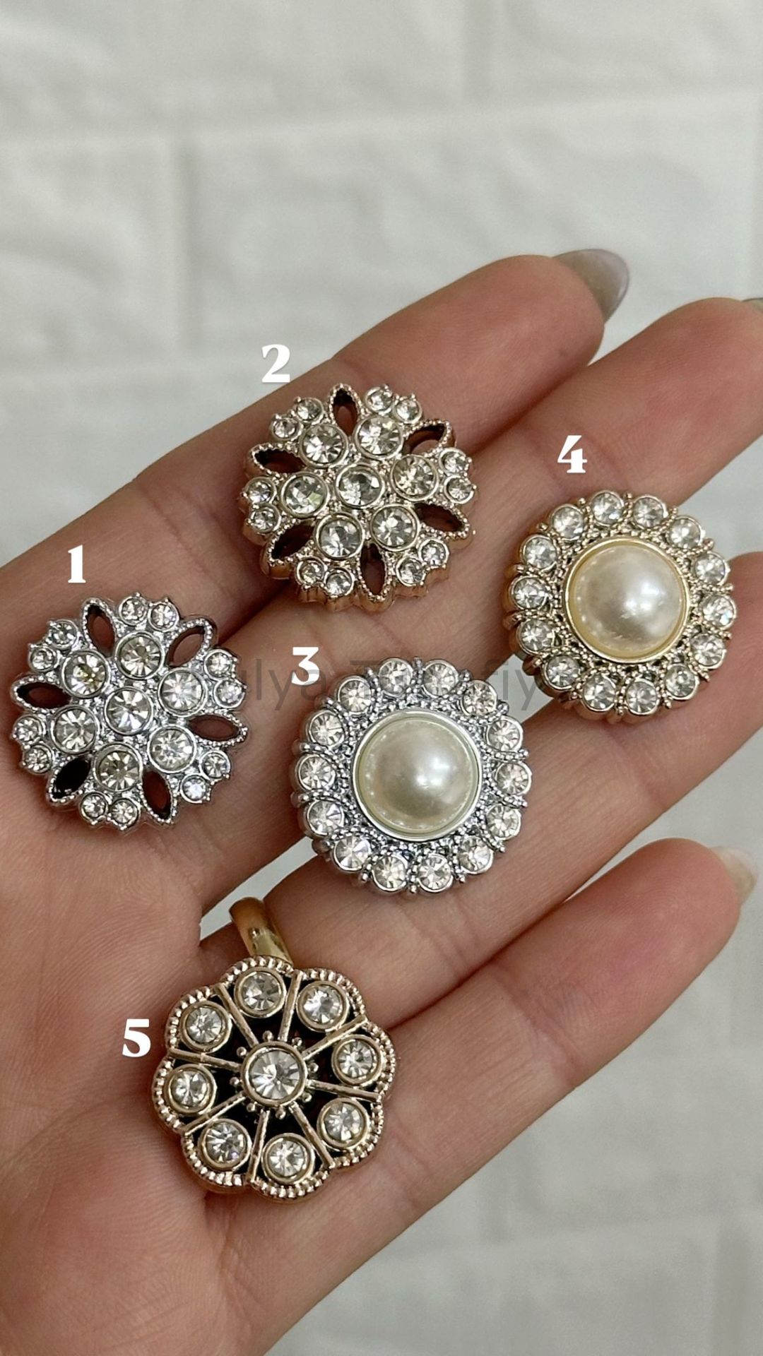 Işıltı Plastik Düğme 2.2 cm